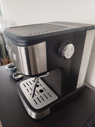 Cafetera Espresso Orbegozo CEC 8500