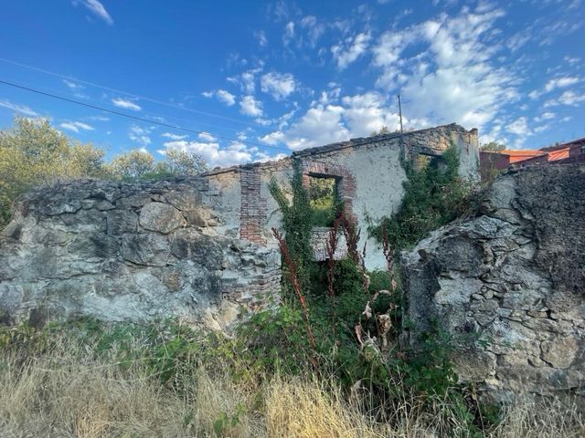 Parcelas urbanas y rústica en venta