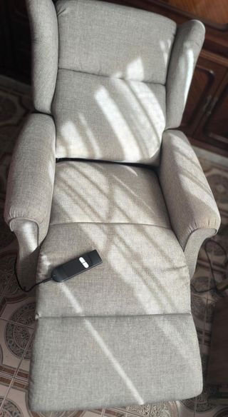 Sillón relax reclinable gris tela