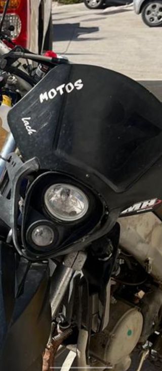 Careta frontal moto Hispania