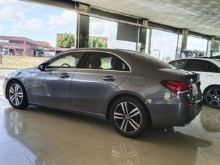 MERCEDES BENZ A200D **SEDÁN SPORT** 2021
