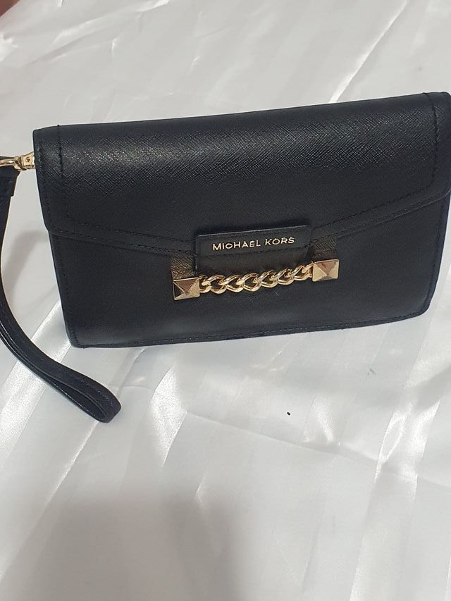 Bolso Tarjetero Michael Kors Negro y Dorado