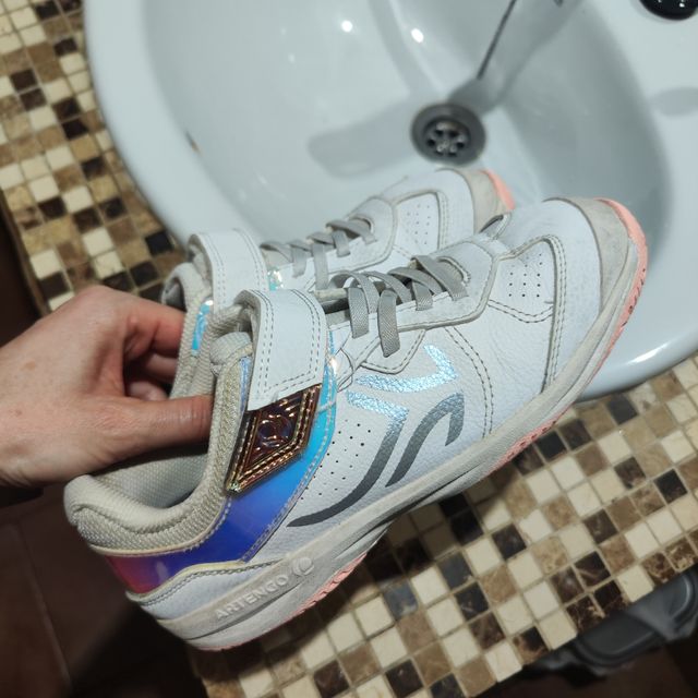 Botines blancos y rosas talla 36. Decathlon