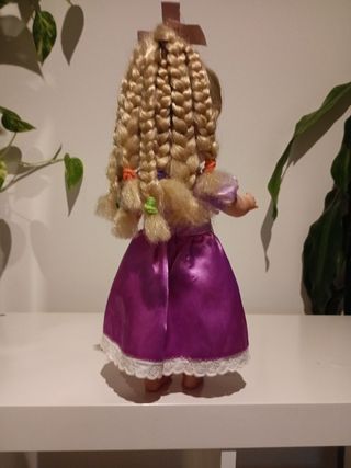 Muñeca Princesa Morada Frozen 40cms
