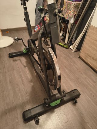 Bicicleta de Spinning (se escuchan ofertas,urge)