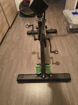 Bicicleta de Spinning (se escuchan ofertas,urge)