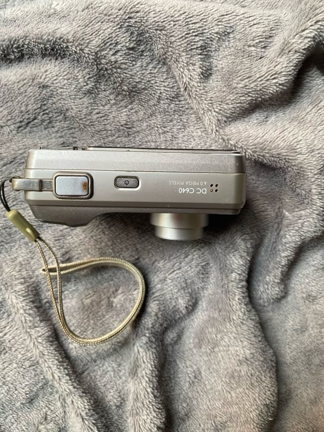 Cámara Digital BenQ DC C640