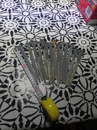 Picchetti da campeggio (14 unità)