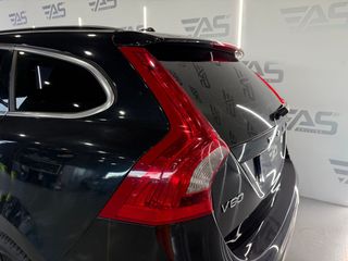 Volvo V60 2.4 D5 Momentum Auto