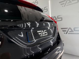 Volvo V60 2.4 D5 Momentum Auto