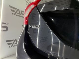 Volvo V60 2.4 D5 Momentum Auto