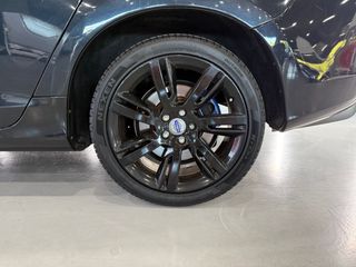 Volvo V60 2.4 D5 Momentum Auto