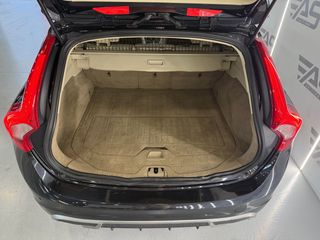Volvo V60 2.4 D5 Momentum Auto
