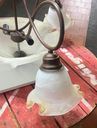 Lámpara de techo de metal y cristal