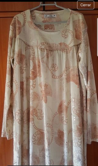 Vestido largo. 