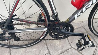 Bicicleta de carretera Kross Vento gris/rojo