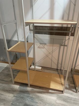 percheros de madera y metal