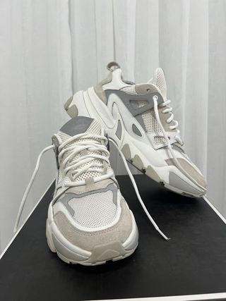 Zapatilla Michael Kors Beige/Blanco
