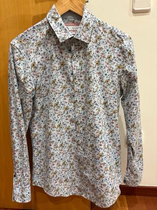 Camisa Zara Slim Fit Talla M Floral Azul