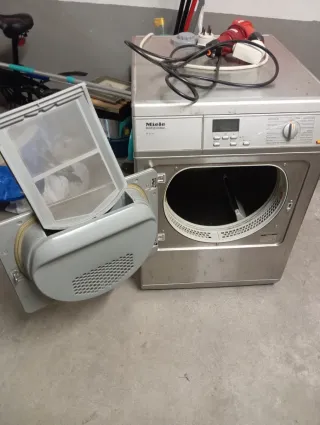 Secadora Miele Professional PT 5136