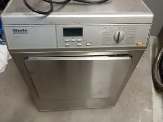 Secadora Miele Professional PT 5136