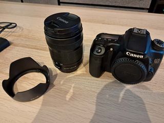 Canon EOS 70D + Lente 18-135mm STM + Accesorios