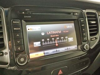 Kia Carens UEFA Euro 2016