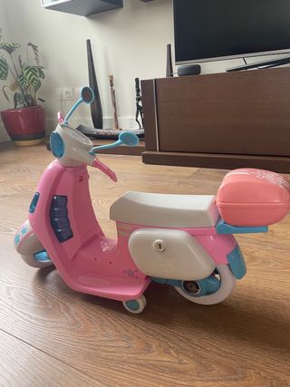 Moto Nancy Rosa
