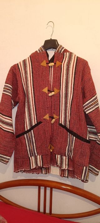 Chaqueta de rayas con botones de madera