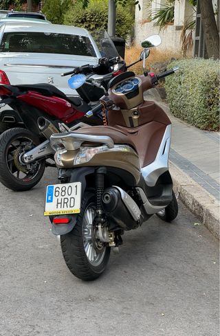 Piaggio Beverly 125