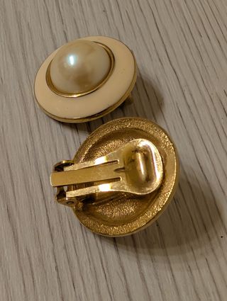 Pendientes vintage perla y flor dorada