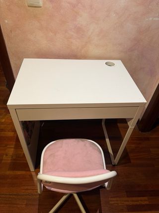Escritorio y silla infantil