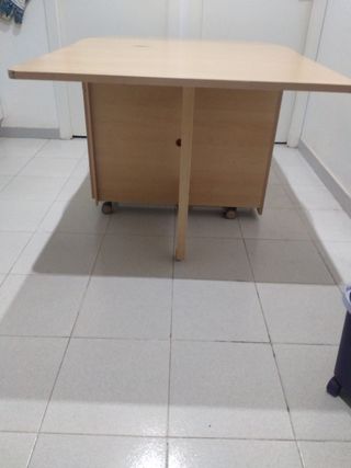 Mesa de cocina de madera extensible