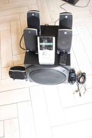 Home Theater 5.1 Logitech Z5500