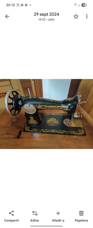Máquina de coser antigua SINGER y mueble original