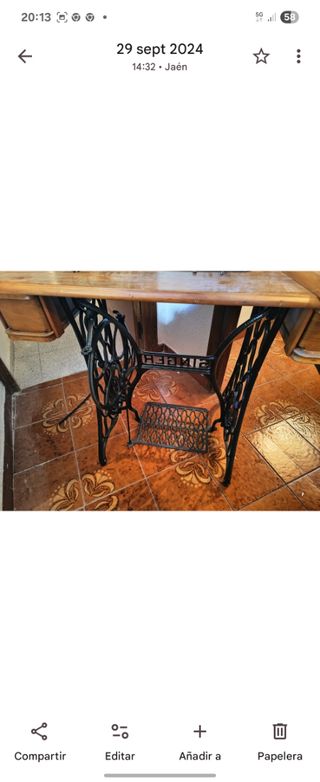 Máquina de coser antigua SINGER y mueble original