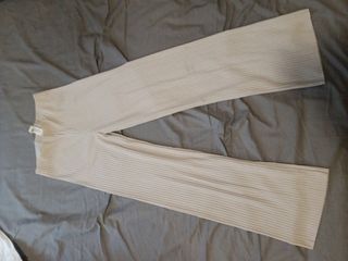 Pantalones canalé ZARA