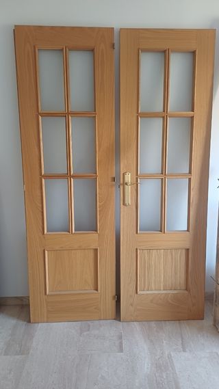 Puertas de madera con cristal