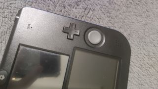 Nintendo 2DS Negra + Mario Kart 7