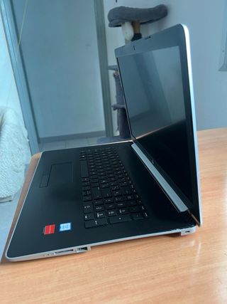 Portátil HP 17 i3 7ª Gen 16GB RAM 1TB SSD