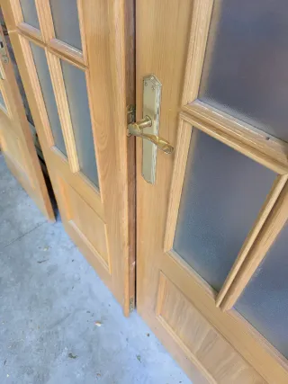 Puerta madera vidrio cristal opacos