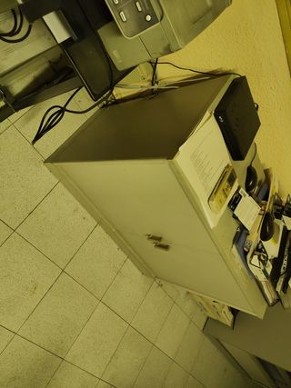 Armario de oficina madera color gris medio