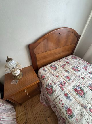 Dormitorio 2 camas 90 + cómoda + mesilla + armario