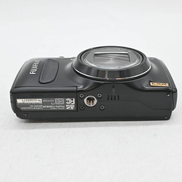 Cámara Fujifilm FinePix F300EXR Negra