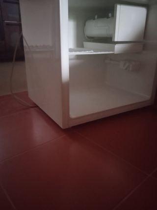 Nevera pequeña Zanussi