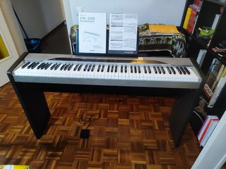 Piano Casio Privia PX-110.