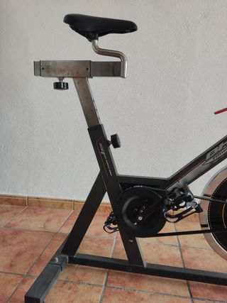 Bicicleta Estática BH SFitness