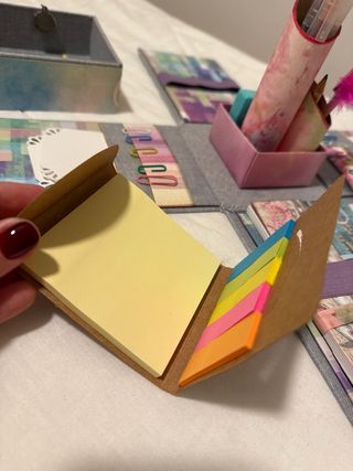 Caja de regalo con set de escritorio