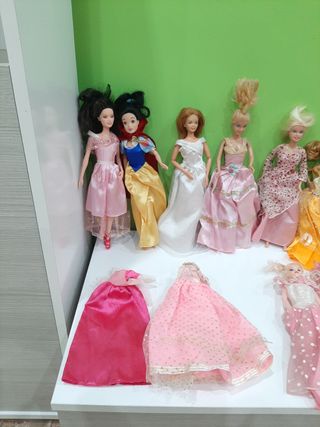 Lote de Muñecas Variadas