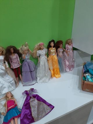 Lote de Muñecas Variadas